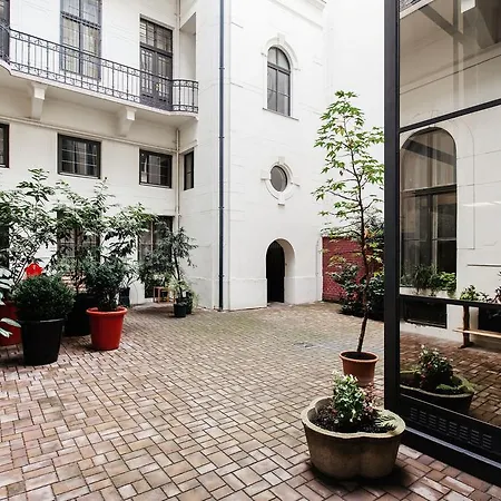 Ferienwohnung Romantic Hideaway Centertown Budapest Exterior foto
