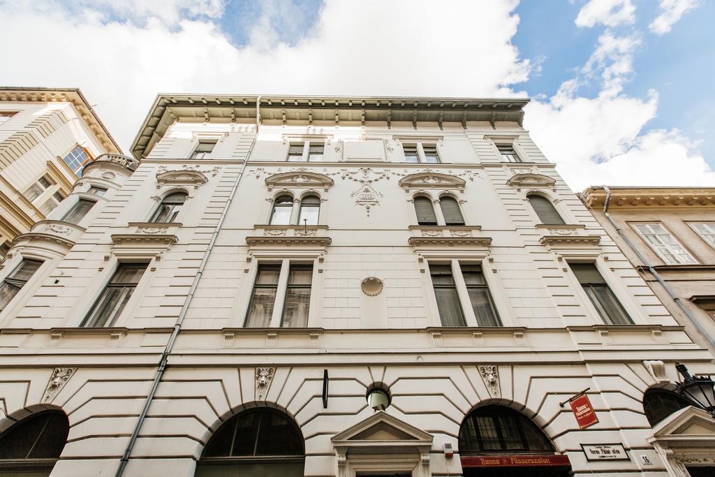 Apartment Romantic Hideaway Centertown Budapest